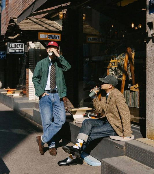 The Casual Confidence - Jeans & Cap